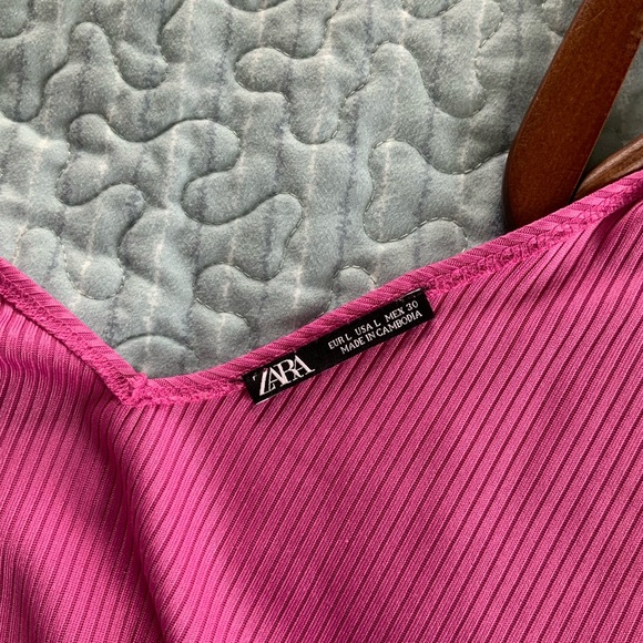 Crop top by Zara - Picture 2 of 3